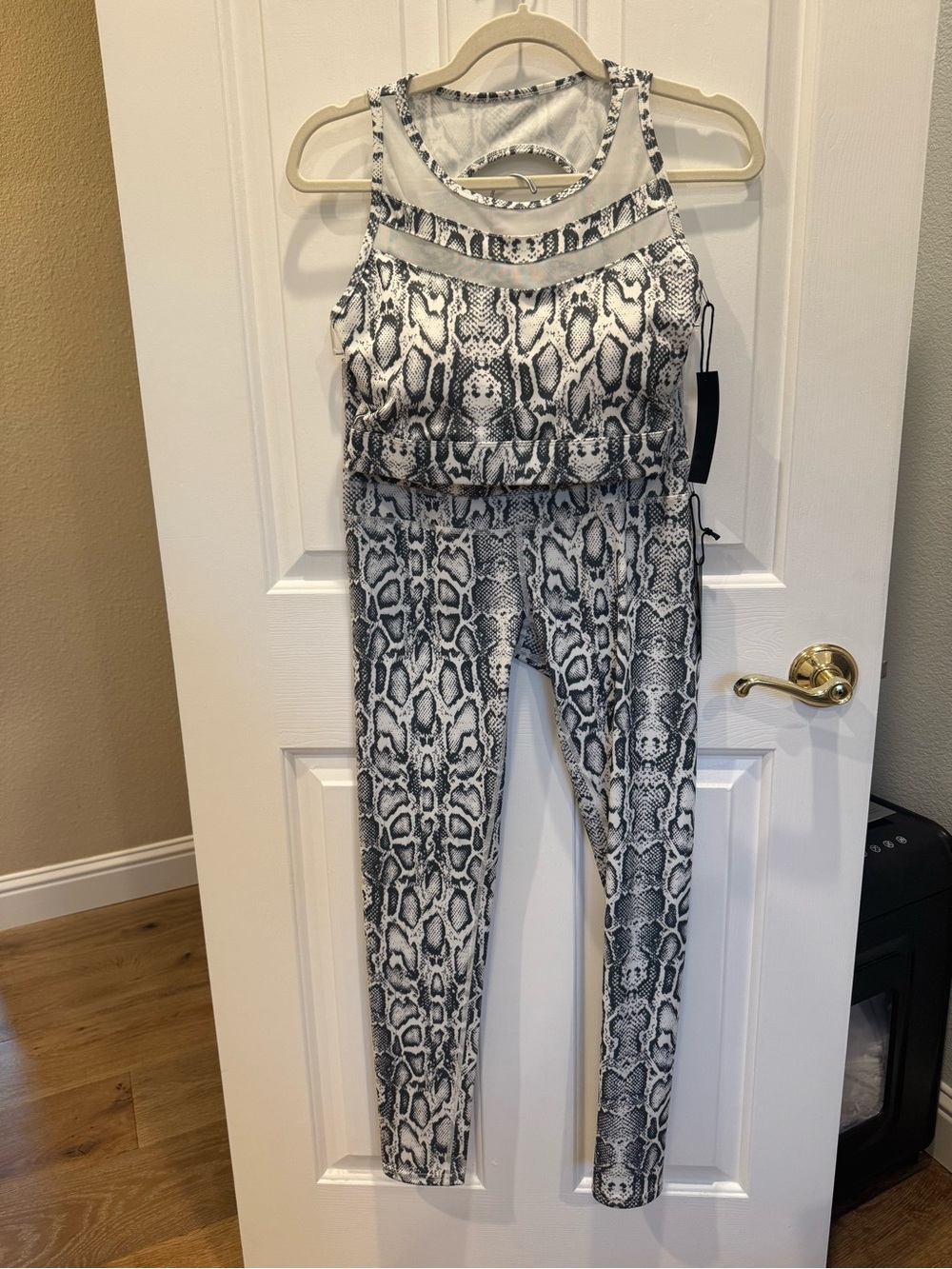 NWT Savvi Fit Snake Print Activewear Set - Bra L / Leggings M